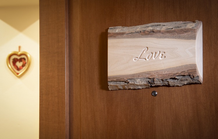Love porta ingresso